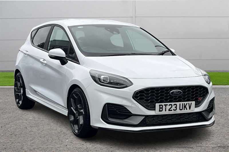 Main listing image - Ford Fiesta ST