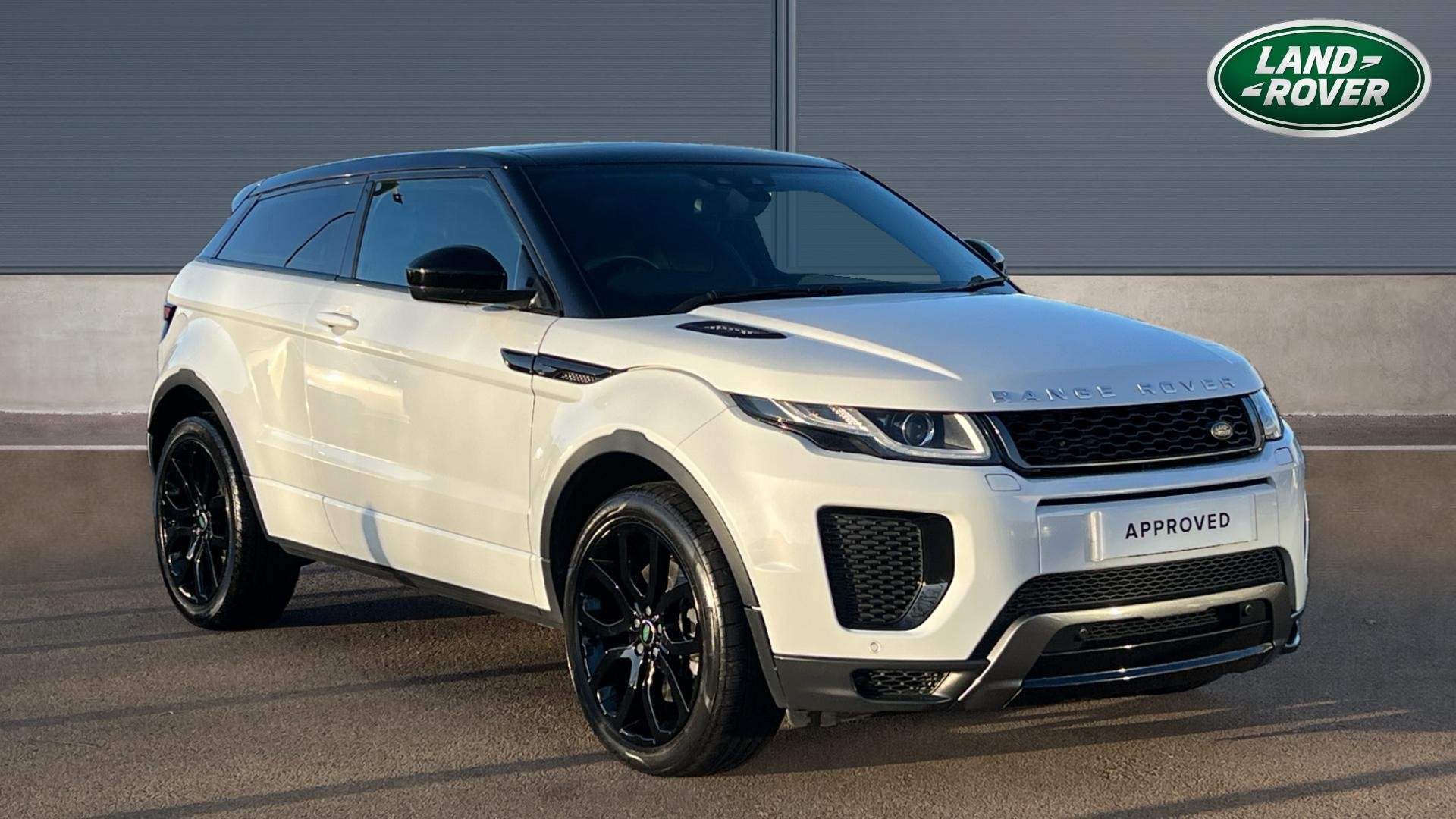 Main listing image - Land Rover Range Rover Evoque