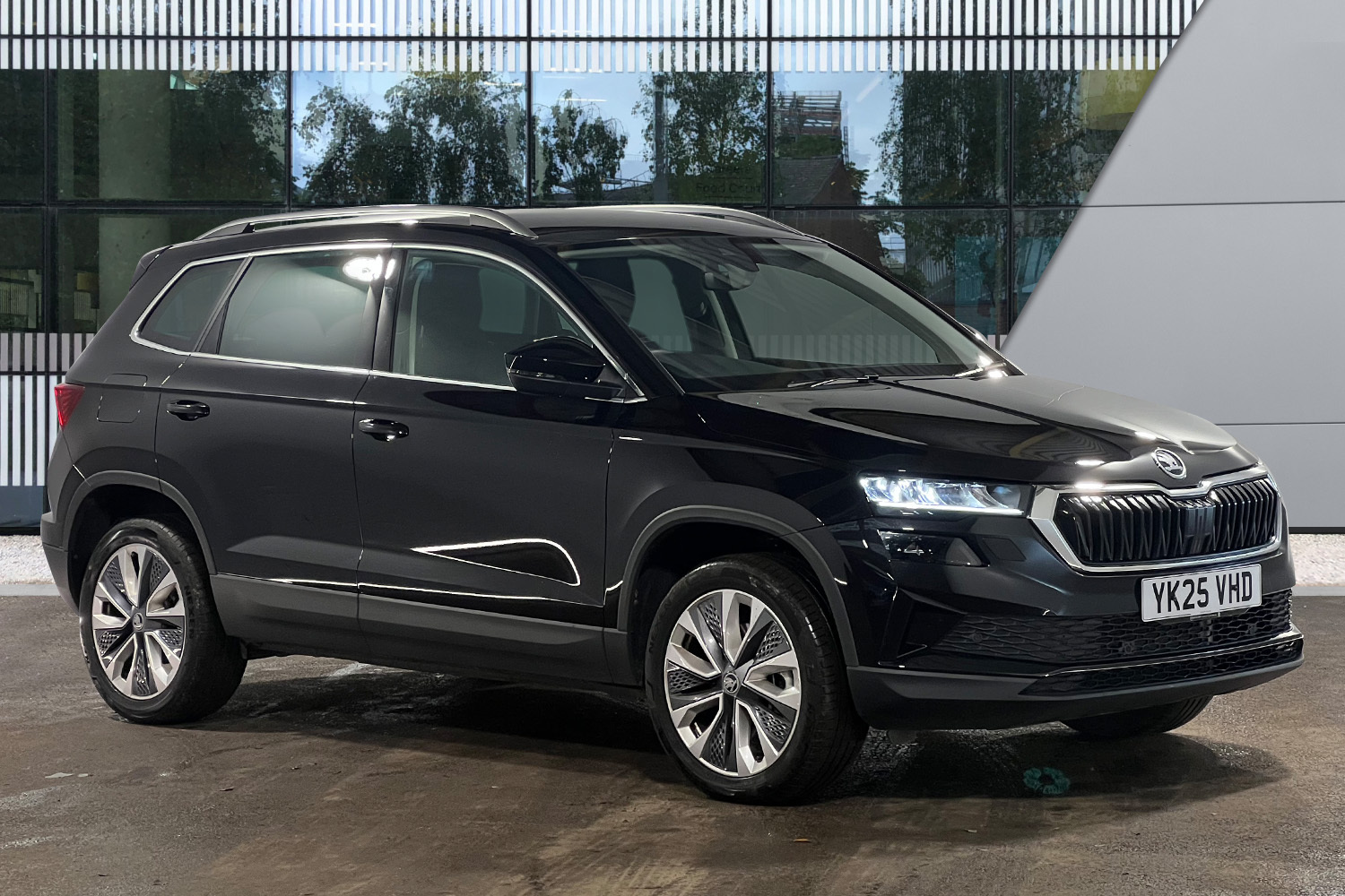 Main listing image - Skoda Karoq