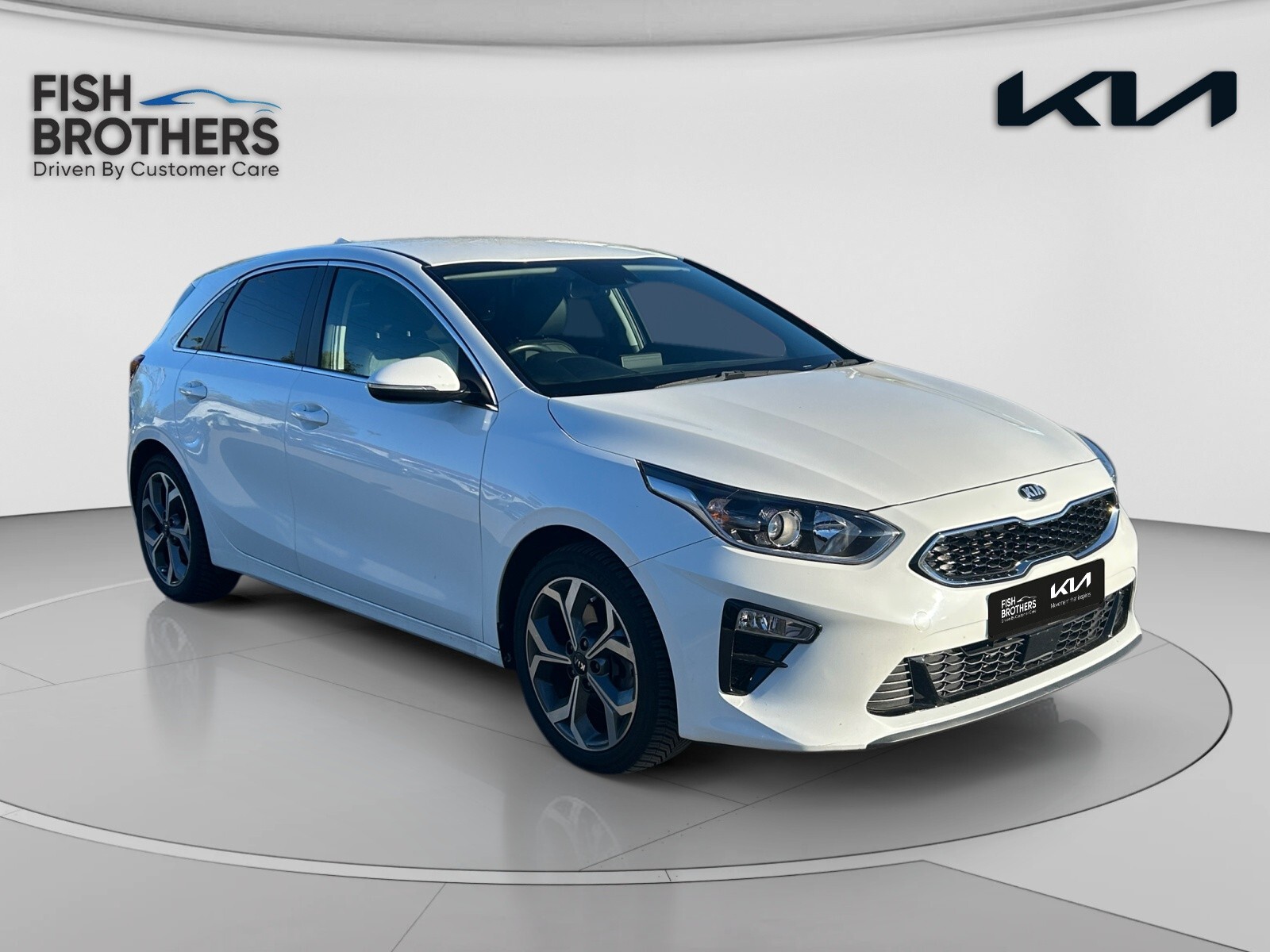 Main listing image - Kia Ceed