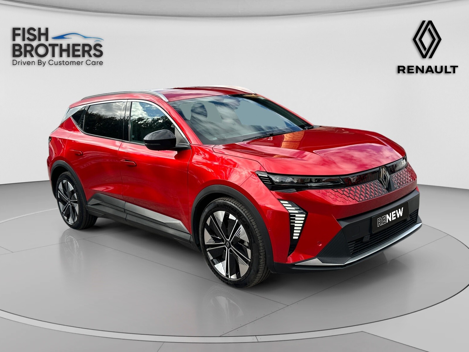 Main listing image - Renault Scenic E Tech