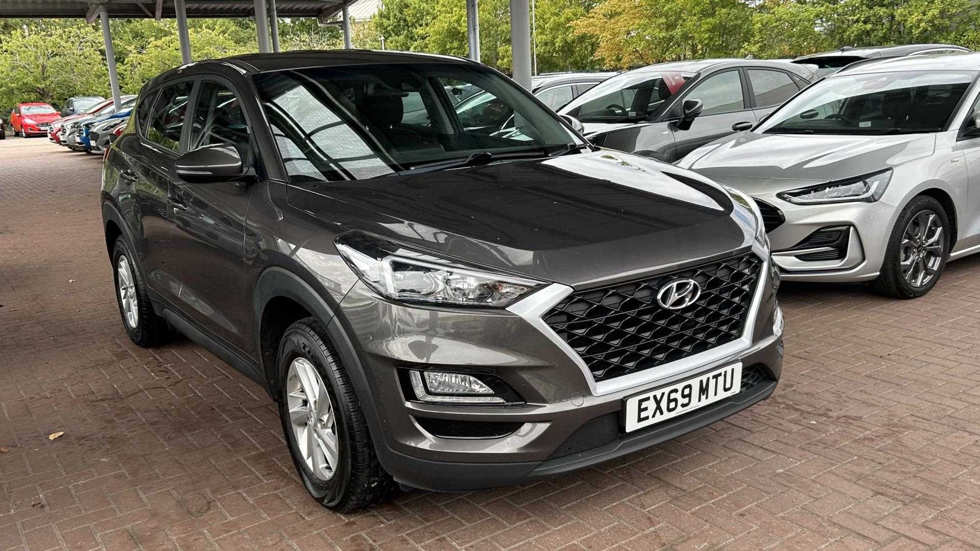Main listing image - Hyundai Tucson
