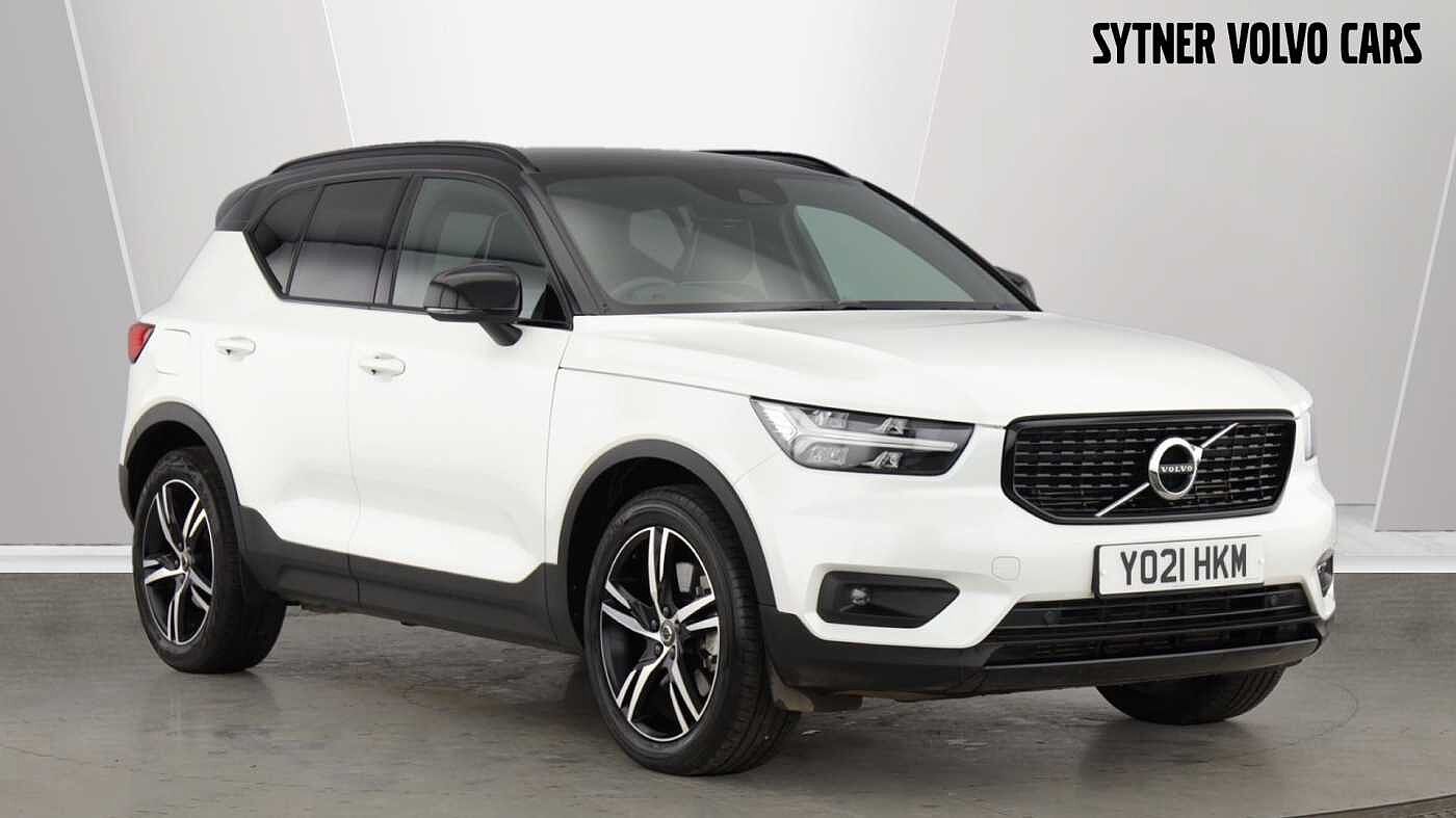 Main listing image - Volvo XC40 Recharge