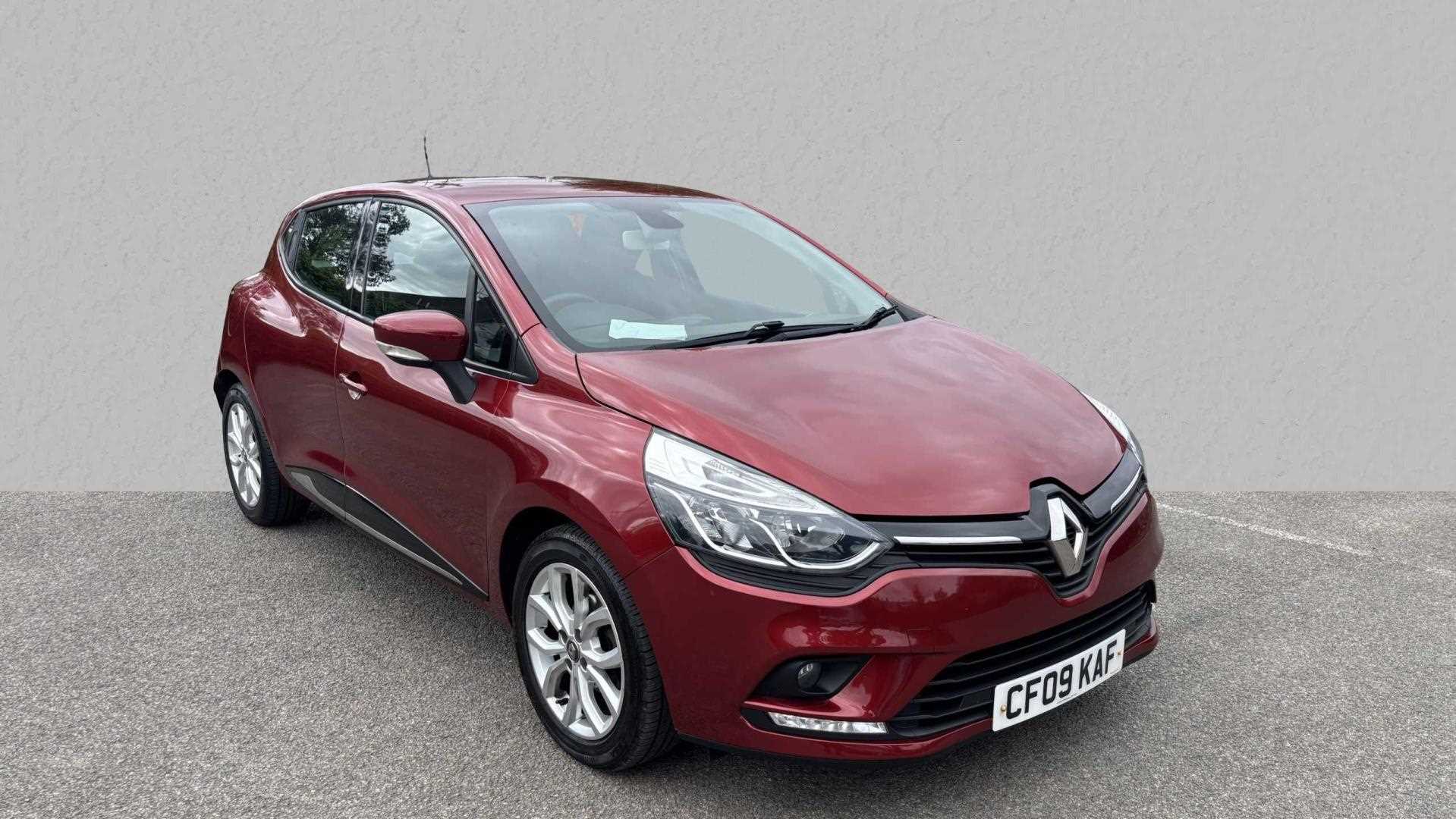 Main listing image - Renault Clio