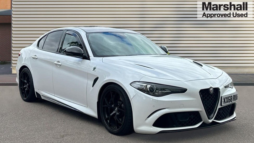 Main listing image - Alfa Romeo Giulia