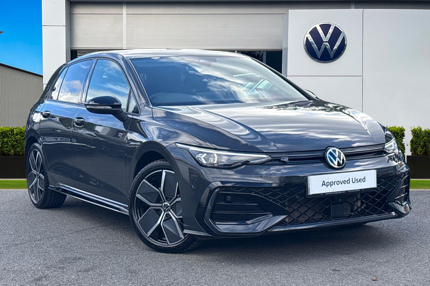 Main listing image - Volkswagen Golf