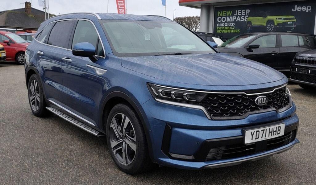 Main listing image - Kia Sorento