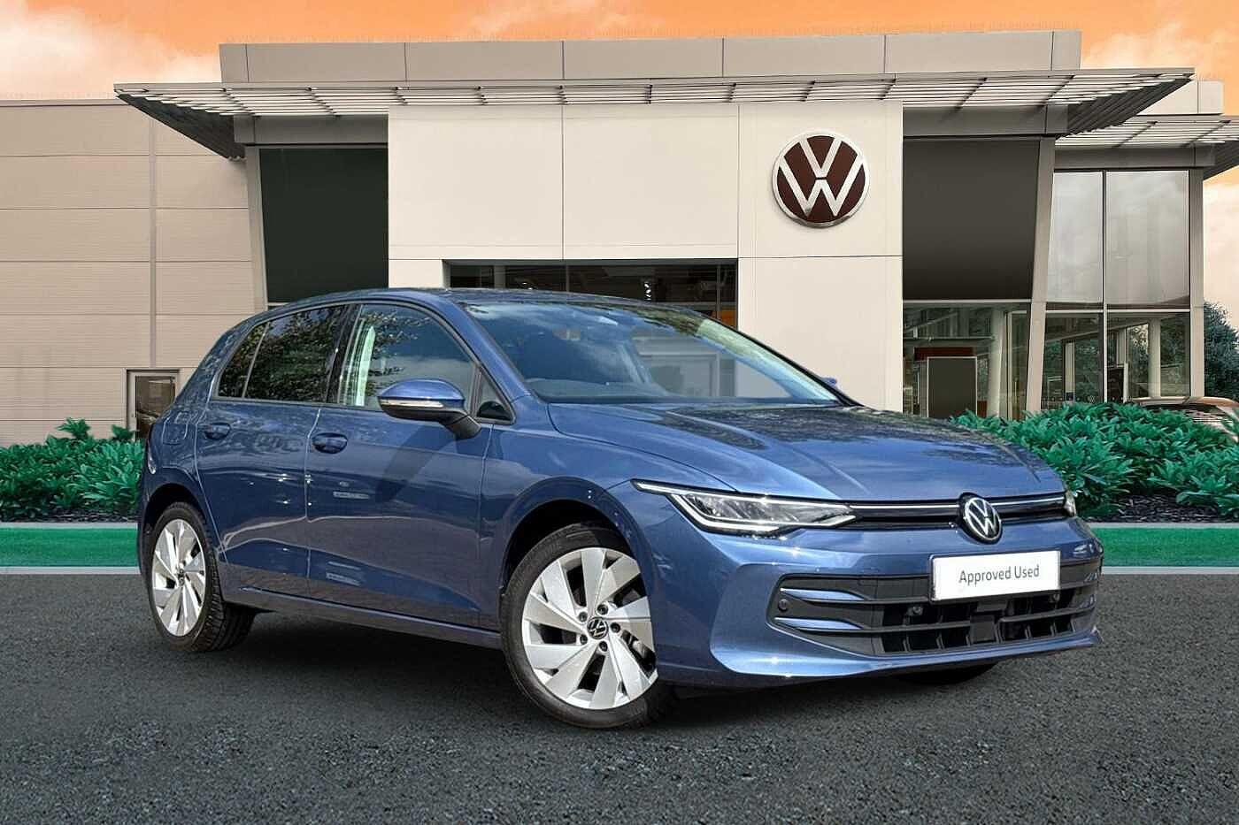 Main listing image - Volkswagen Golf