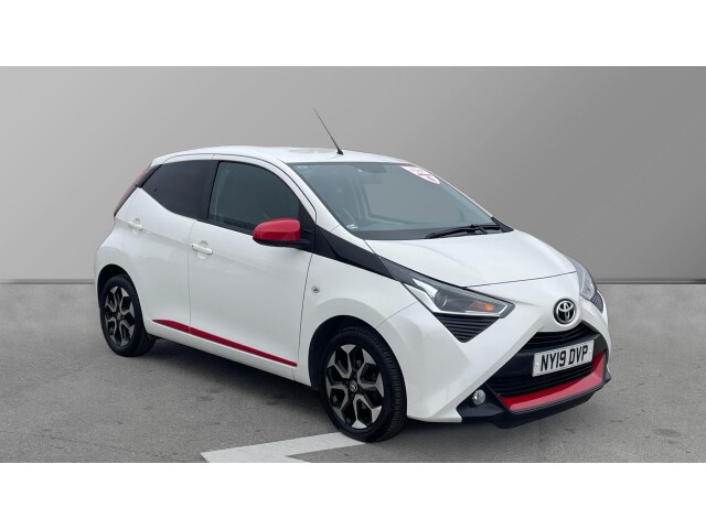 Main listing image - Toyota Aygo