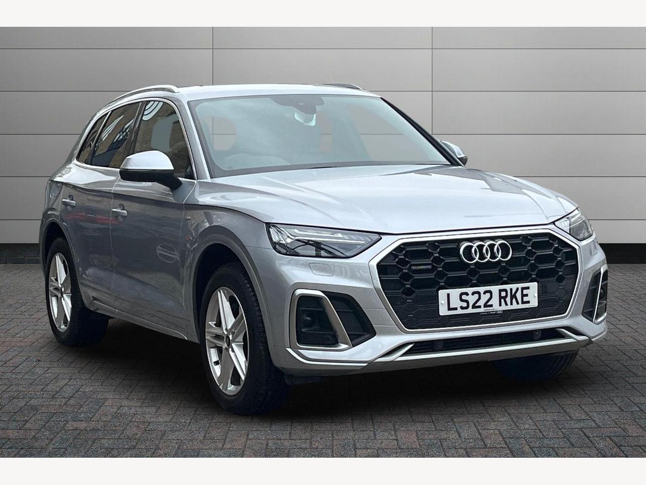 Main listing image - Audi Q5