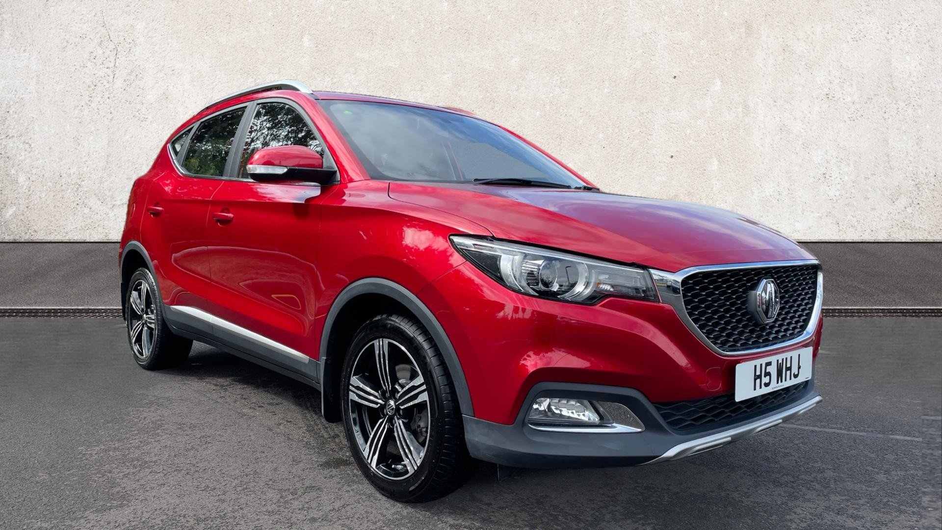 Main listing image - MG ZS