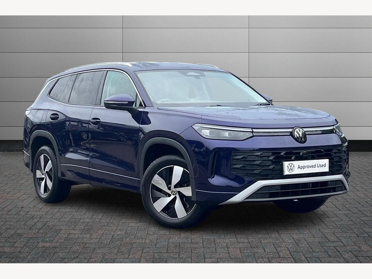 Main listing image - Volkswagen Tayron