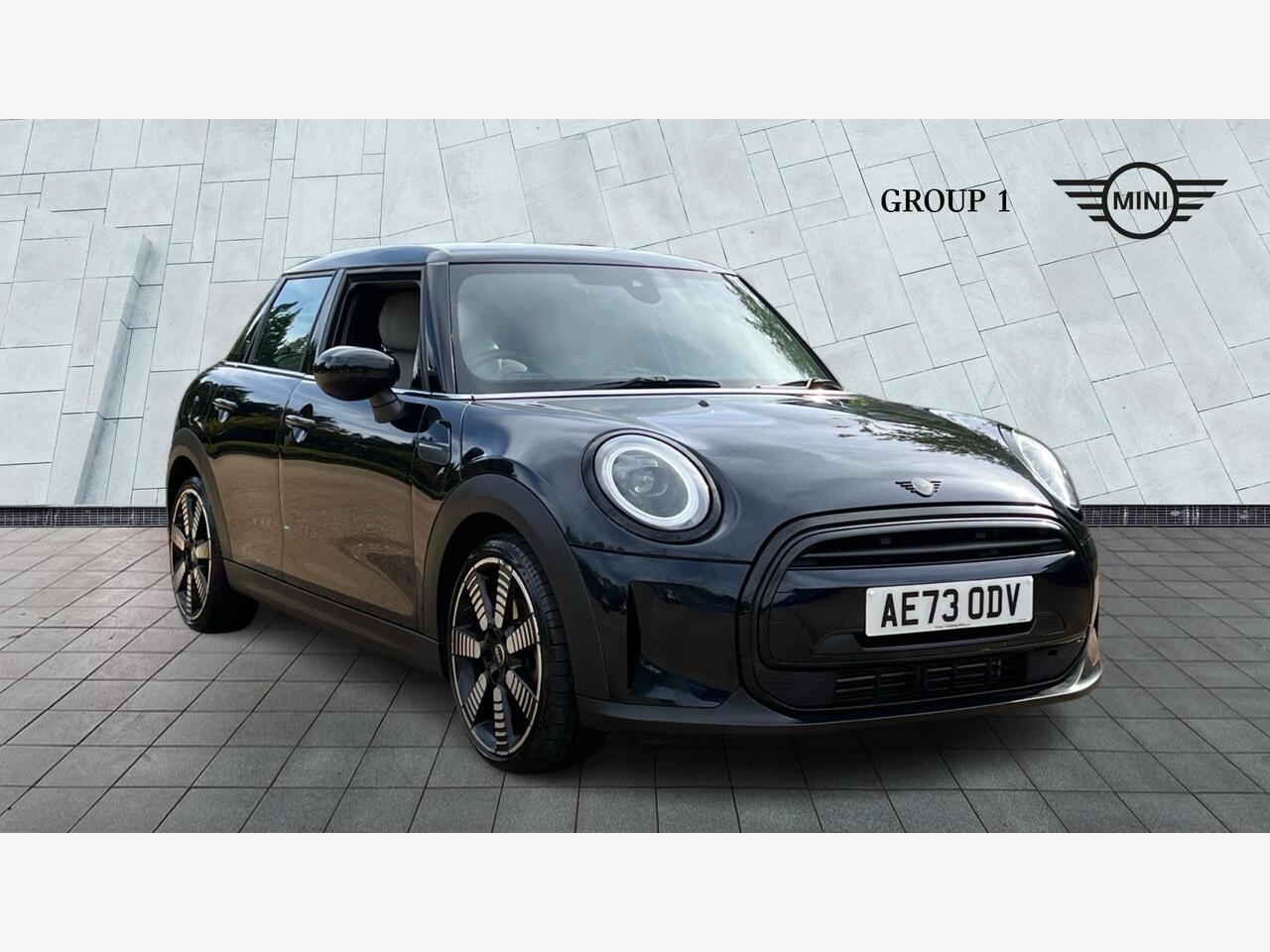 Main listing image - MINI Hatchback