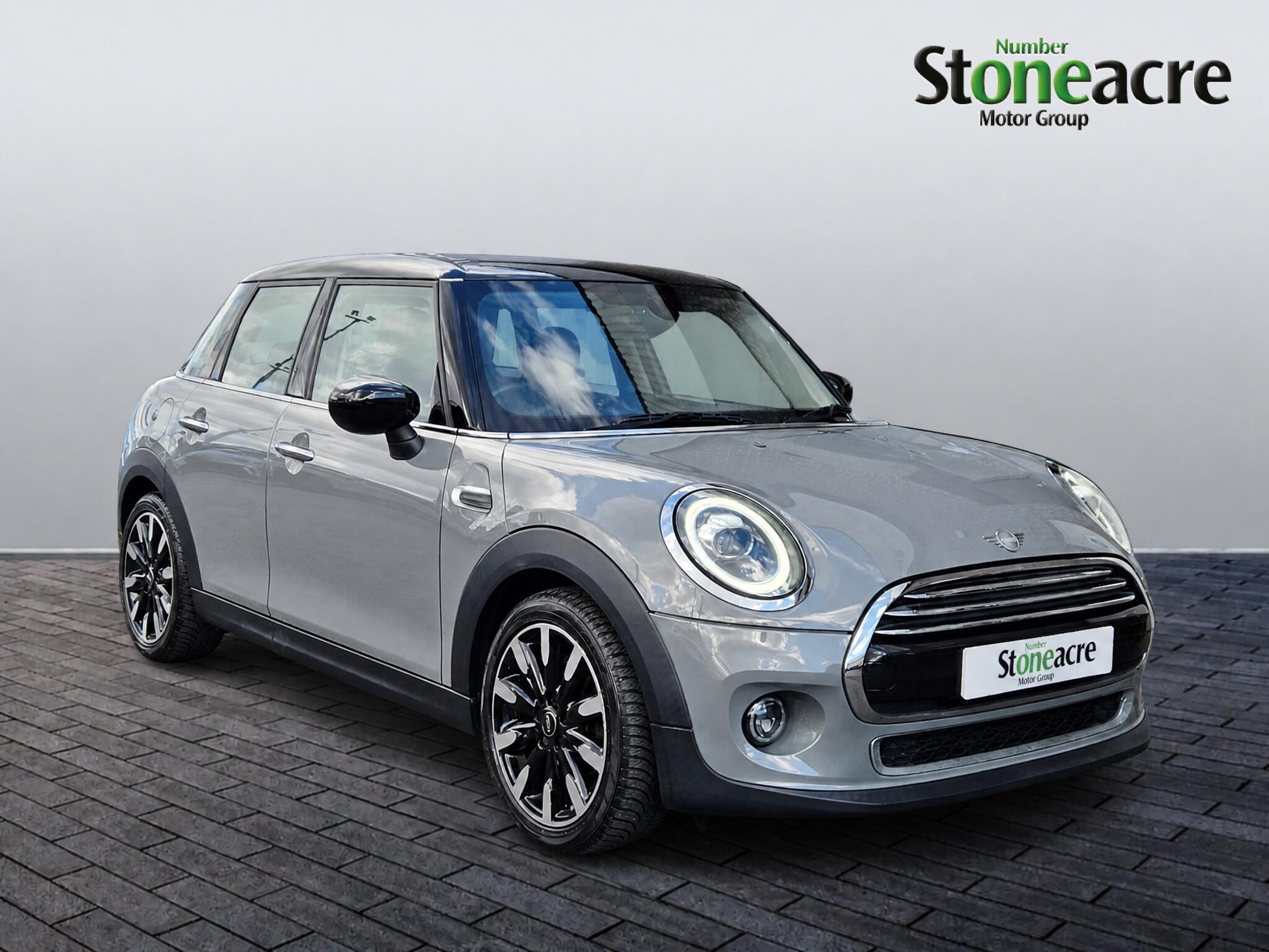 Main listing image - MINI Hatchback