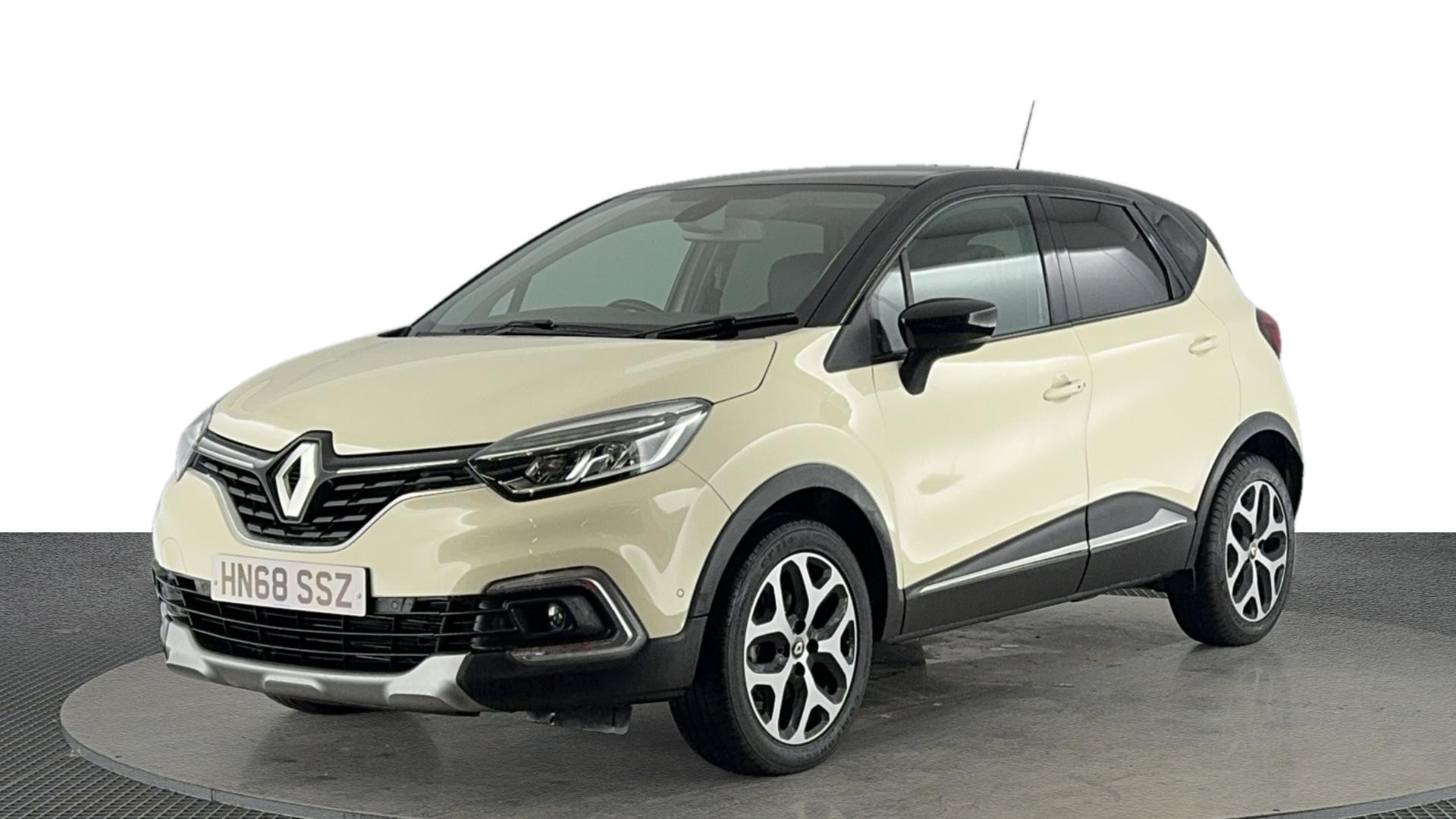 Main listing image - Renault Captur