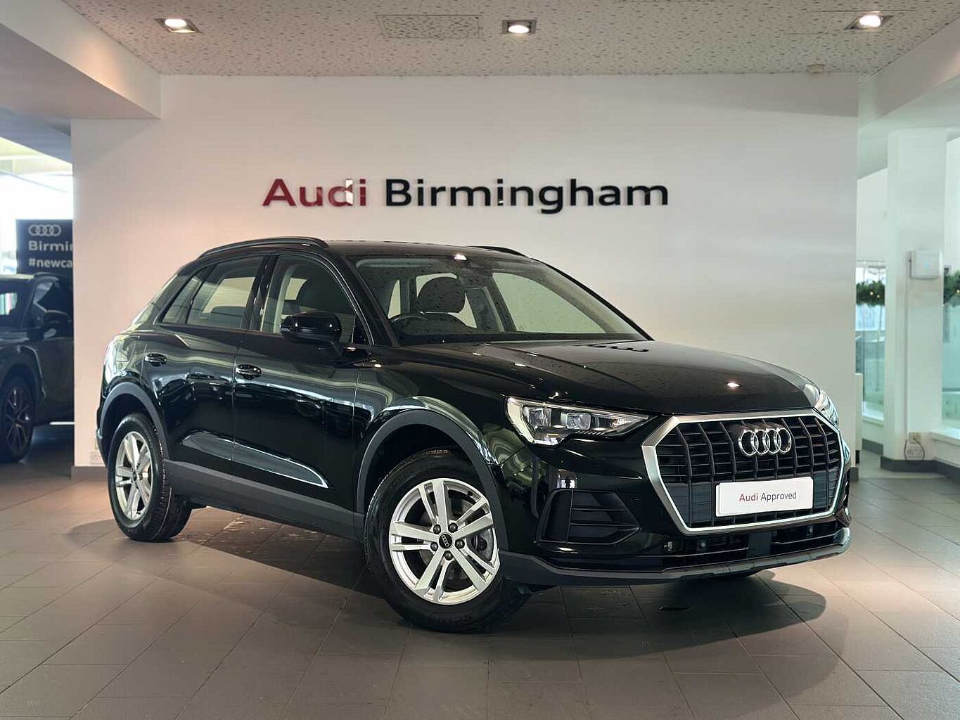 Main listing image - Audi Q3