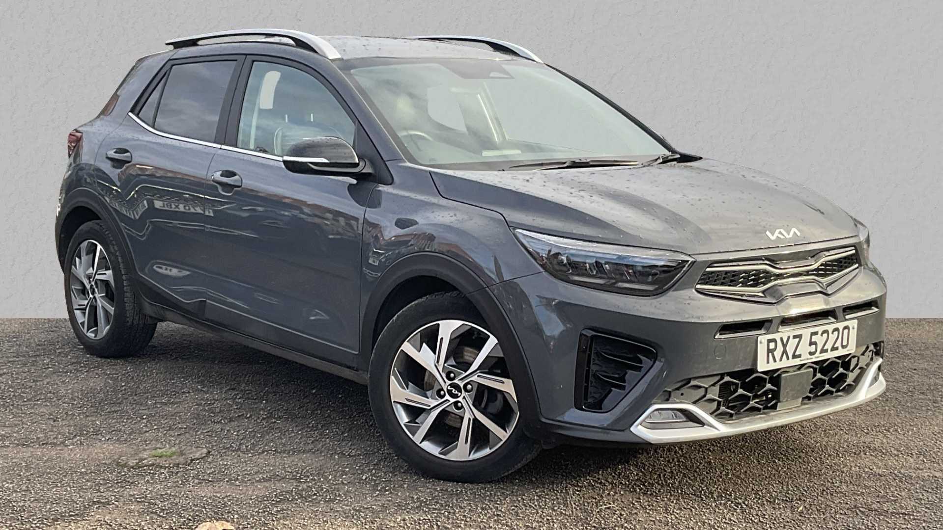 Main listing image - Kia Stonic