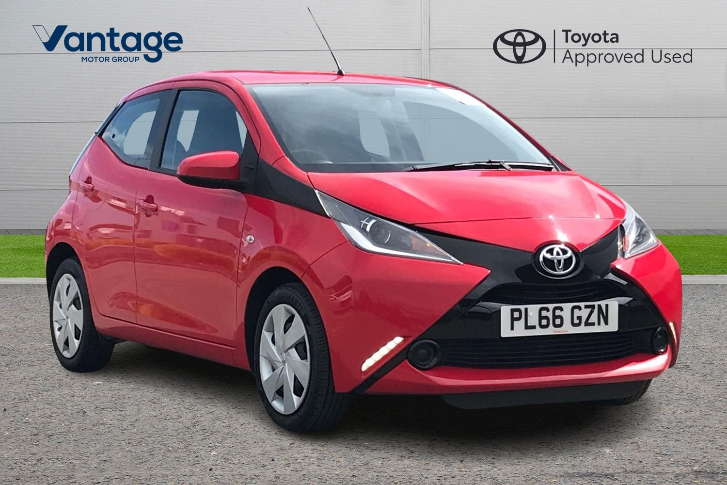 Main listing image - Toyota Aygo