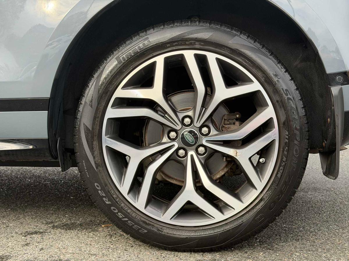 Main listing image - Land Rover Range Rover Evoque