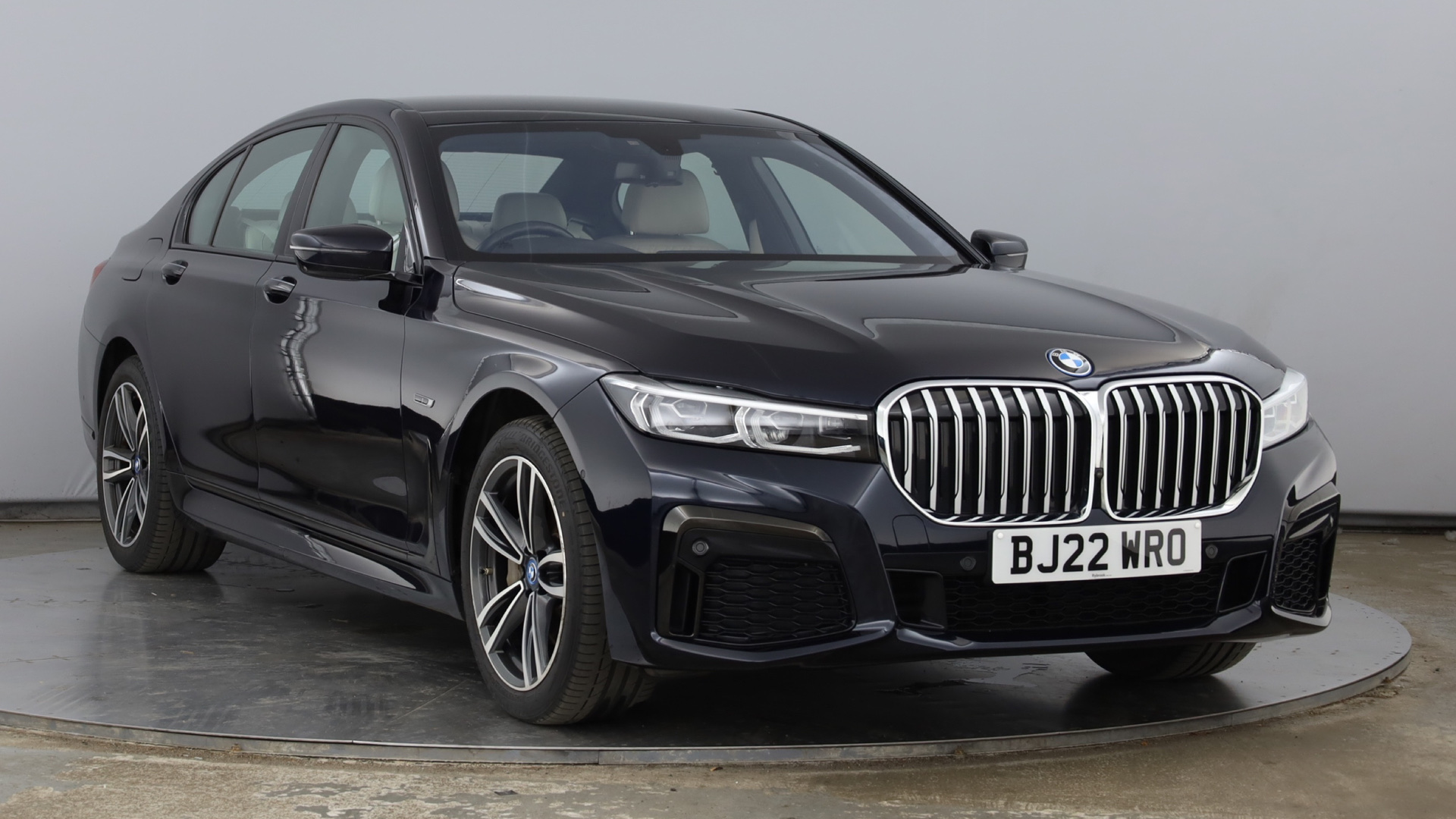 Main listing image - BMW 7 Series