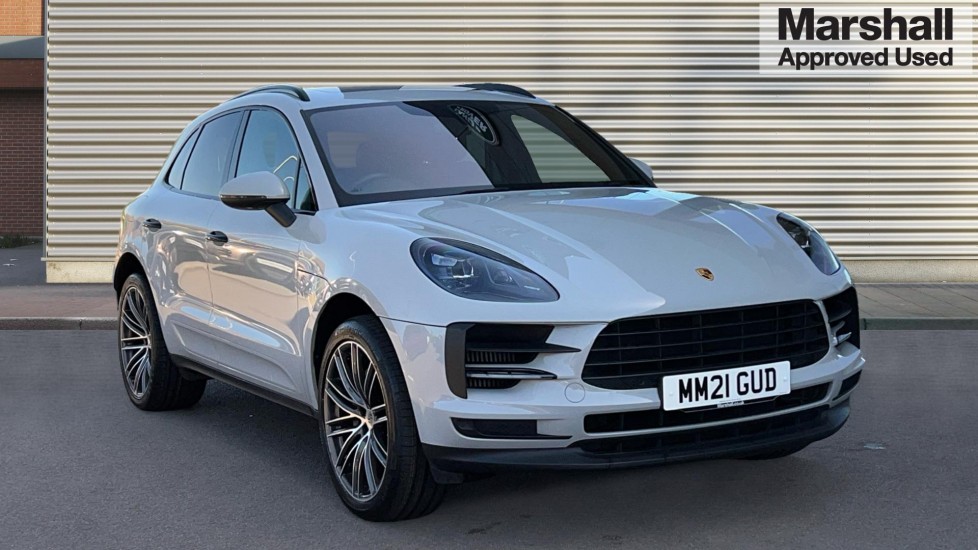Main listing image - Porsche Macan