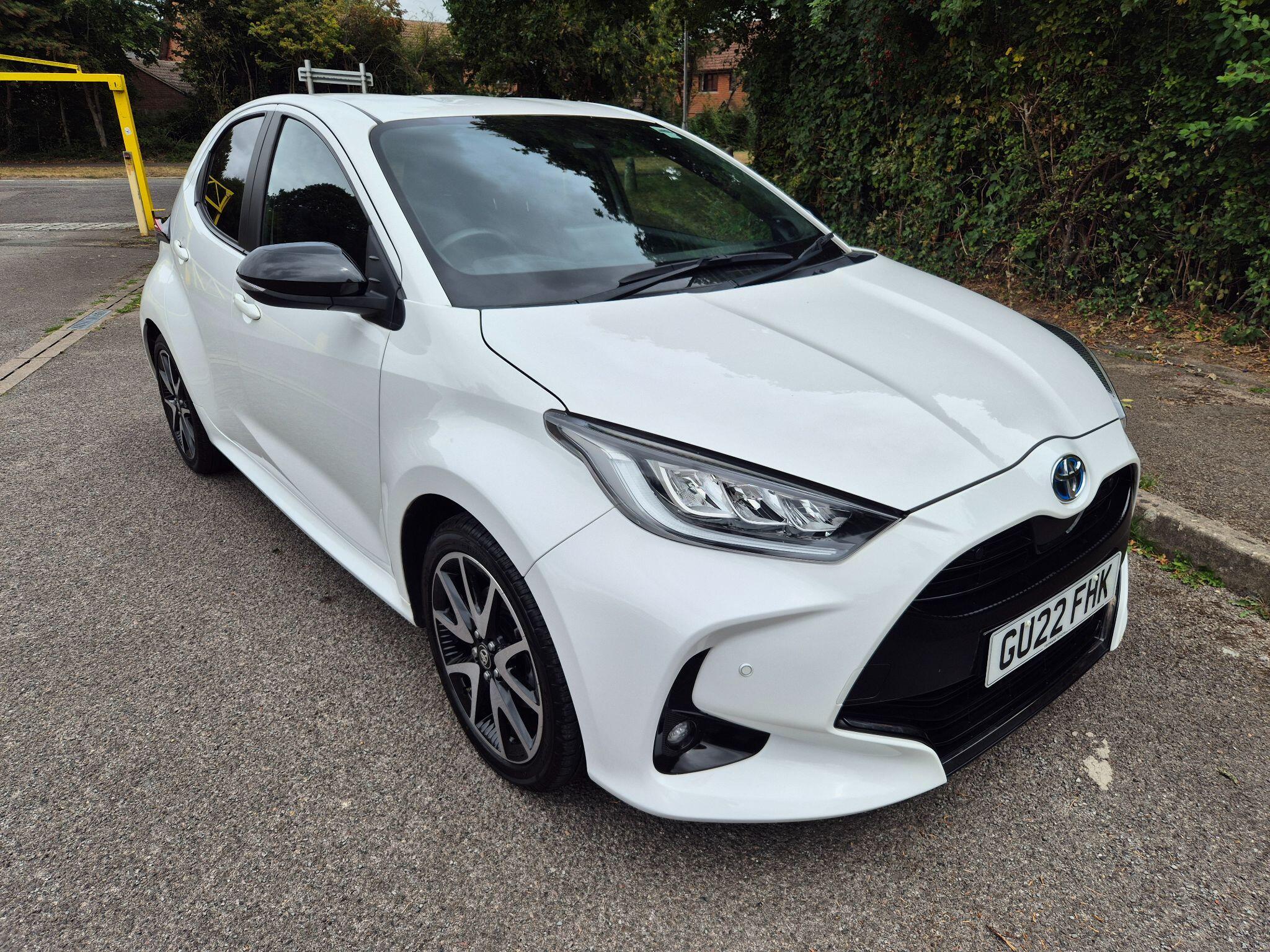 Main listing image - Toyota Yaris