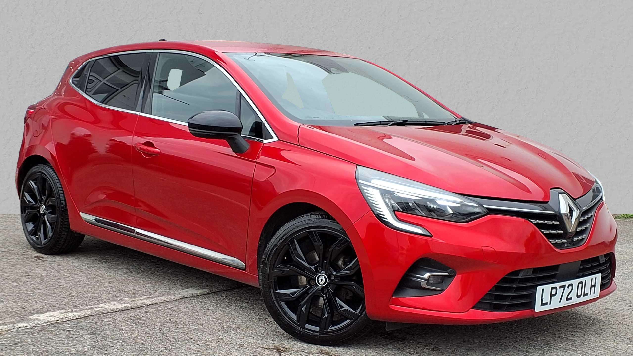 Main listing image - Renault Clio