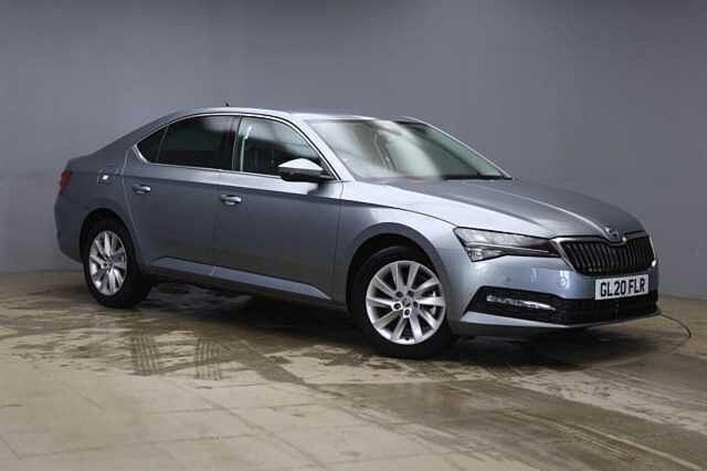 Main listing image - Skoda Superb
