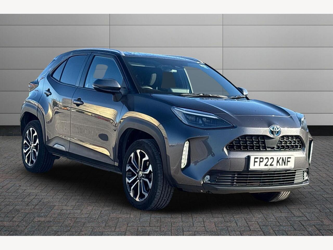 Main listing image - Toyota Yaris Cross