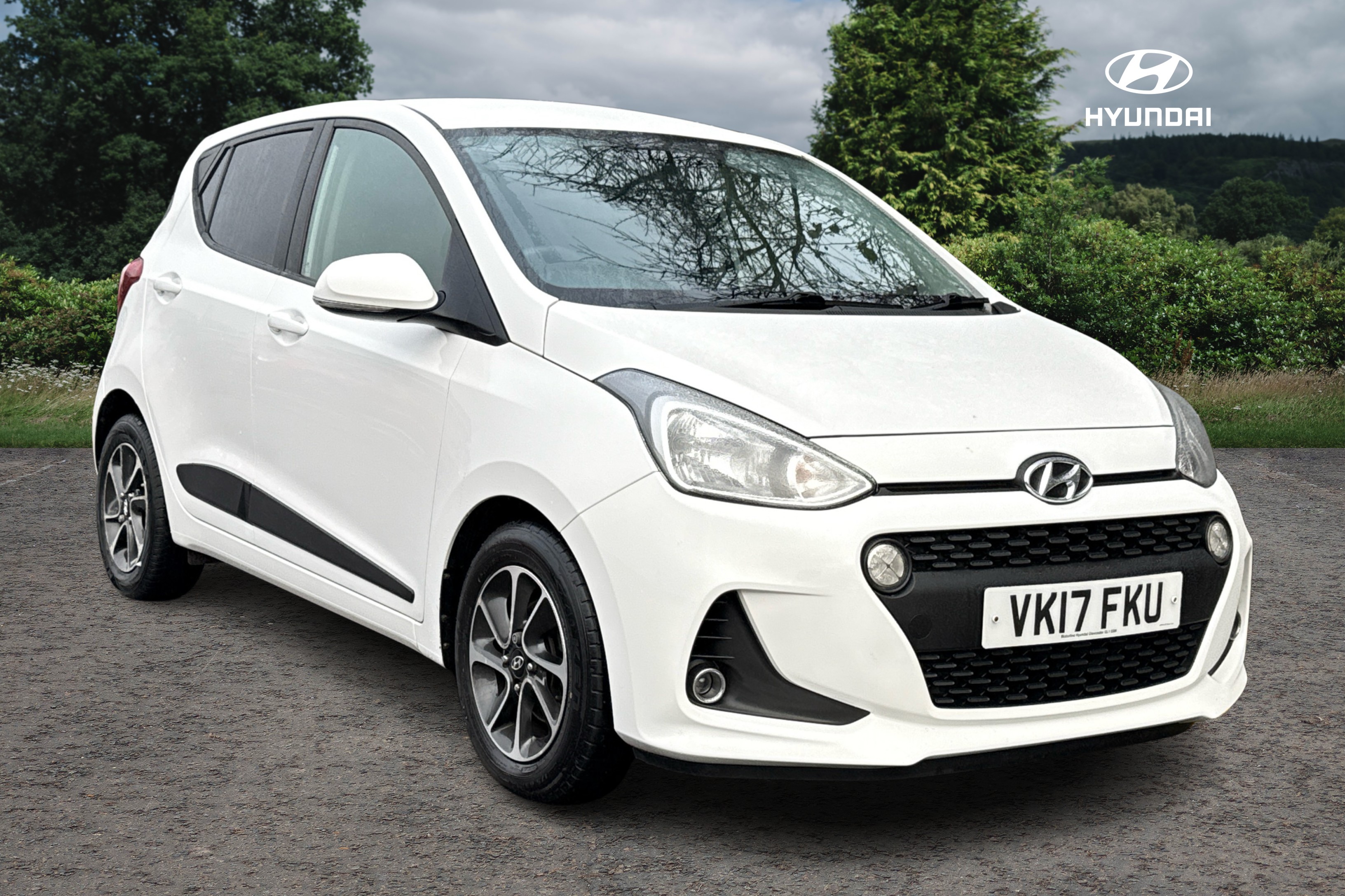 Main listing image - Hyundai i10