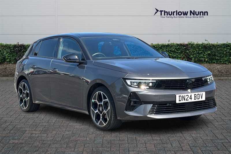 Main listing image - Vauxhall Astra
