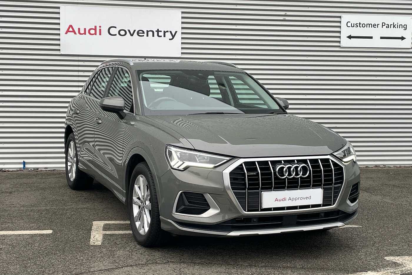 Main listing image - Audi Q3