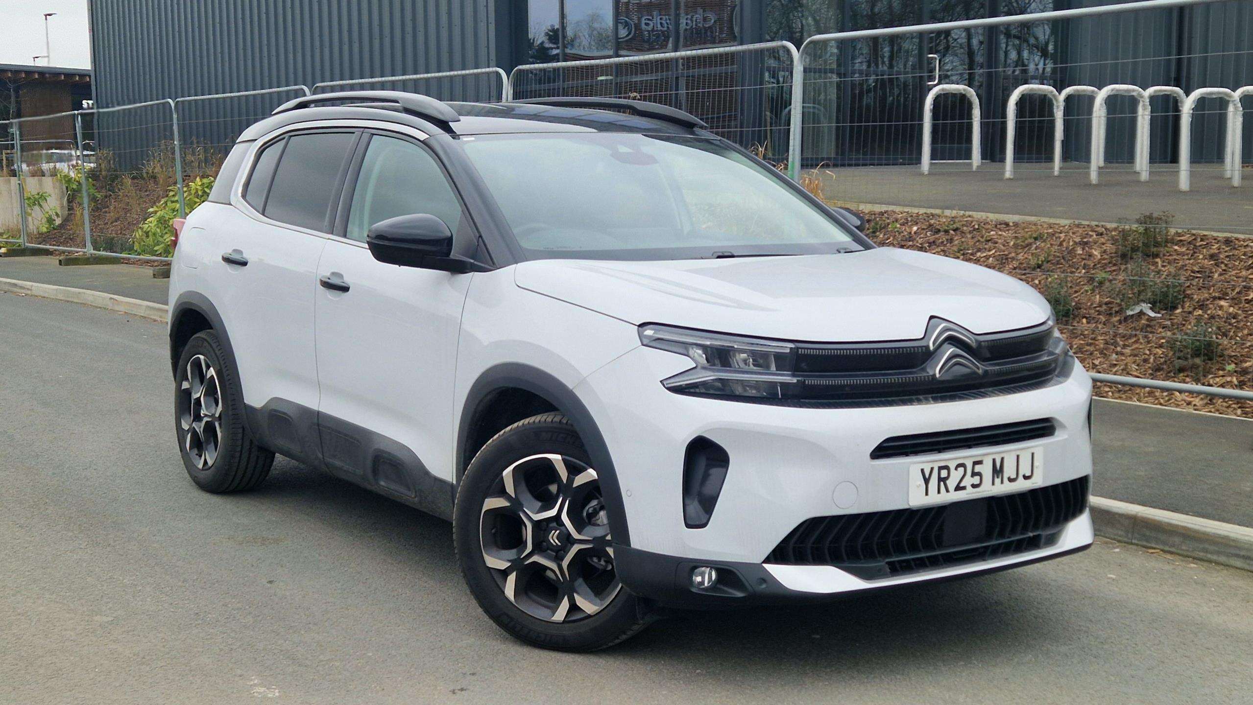 Main listing image - Citroen C5 Aircross