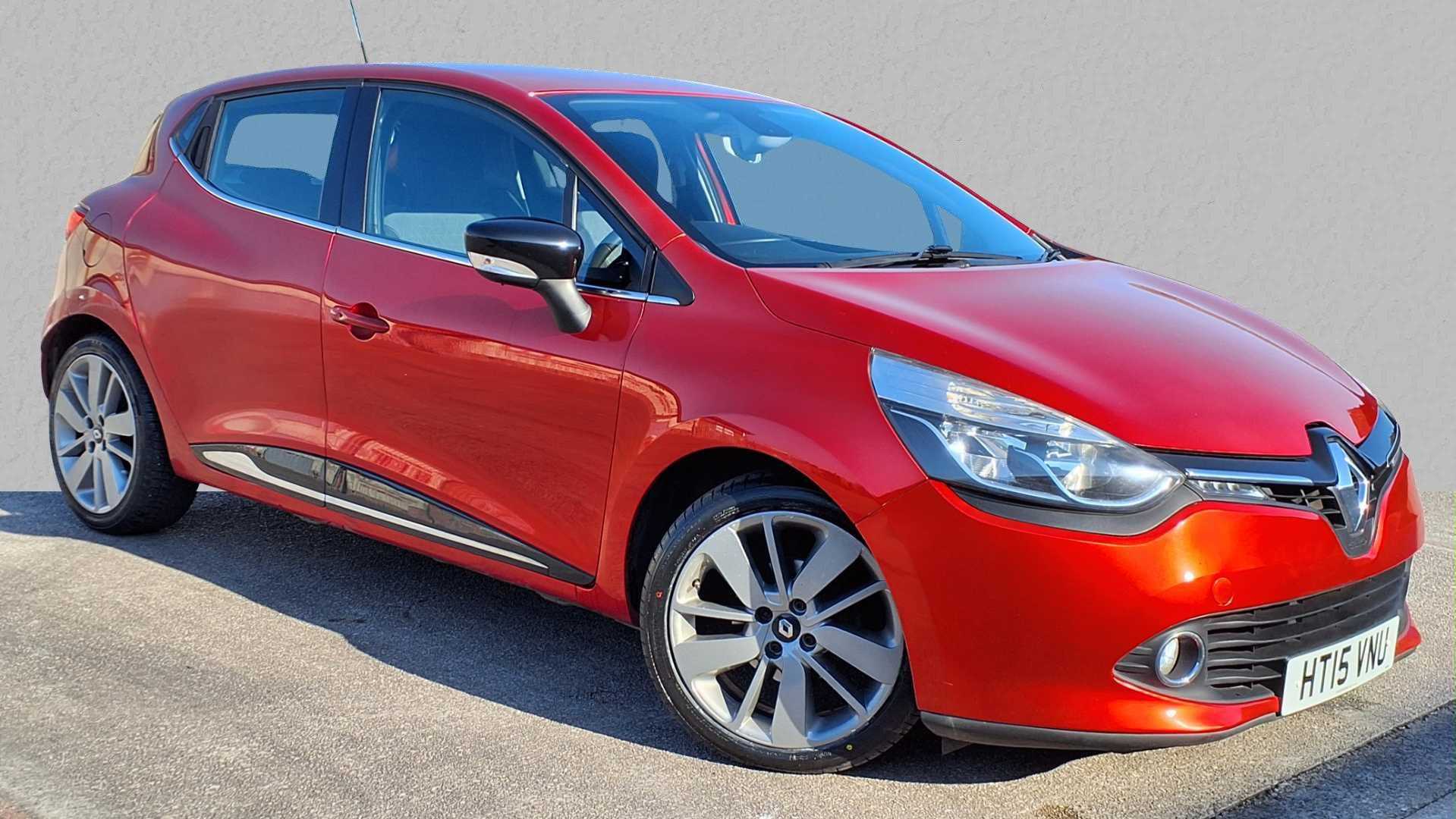 Main listing image - Renault Clio