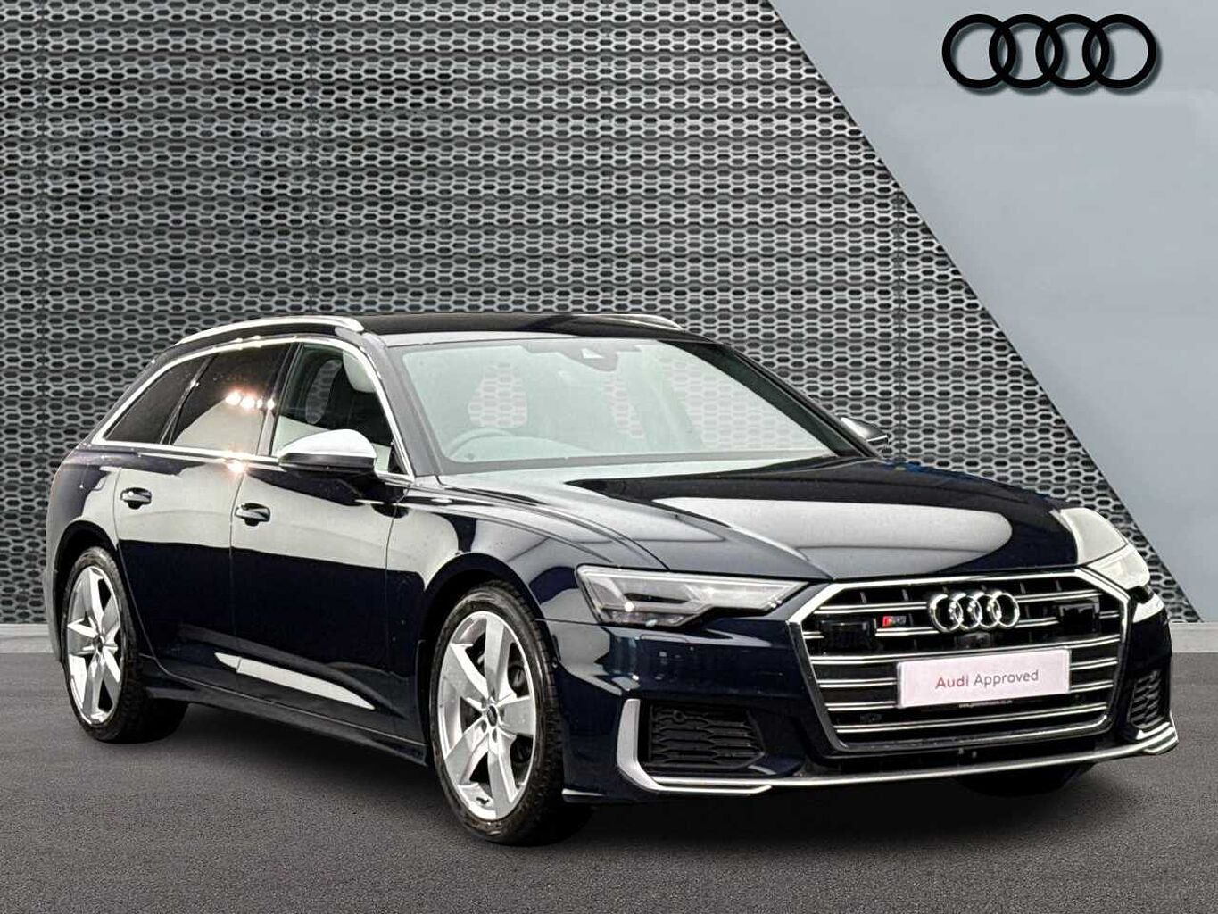Main listing image - Audi A6