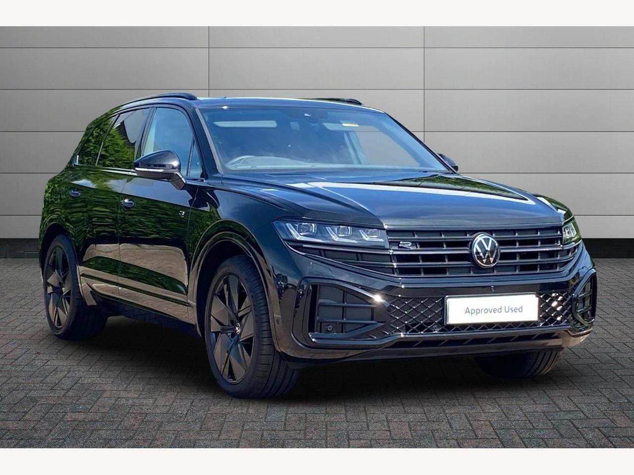 Main listing image - Volkswagen Touareg