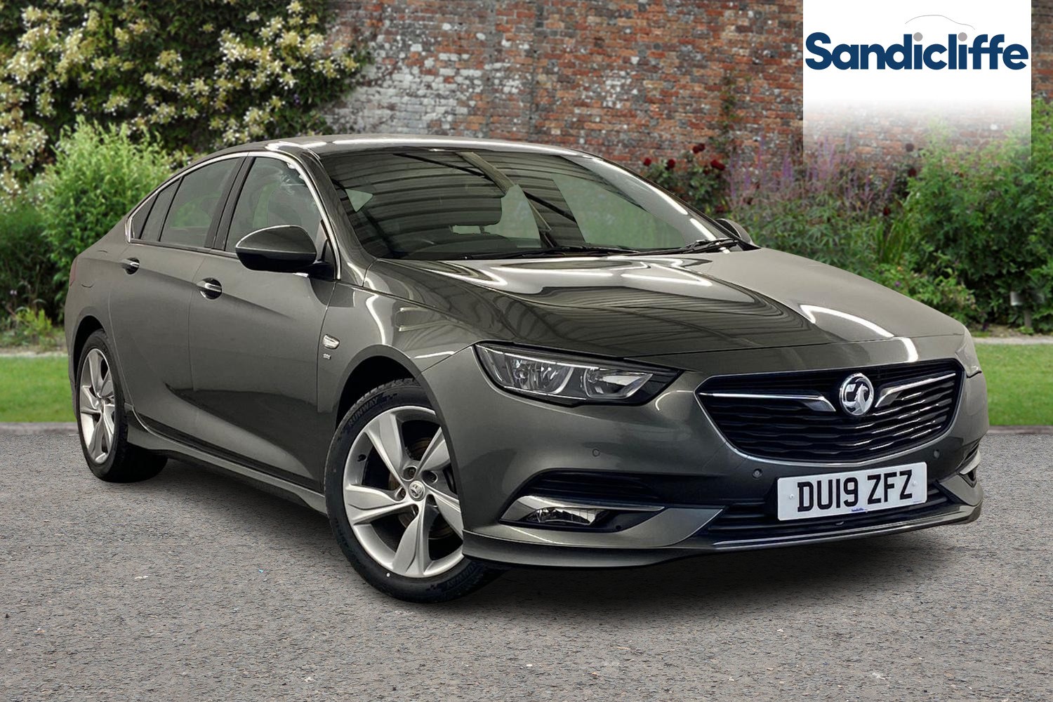 Main listing image - Vauxhall Insignia