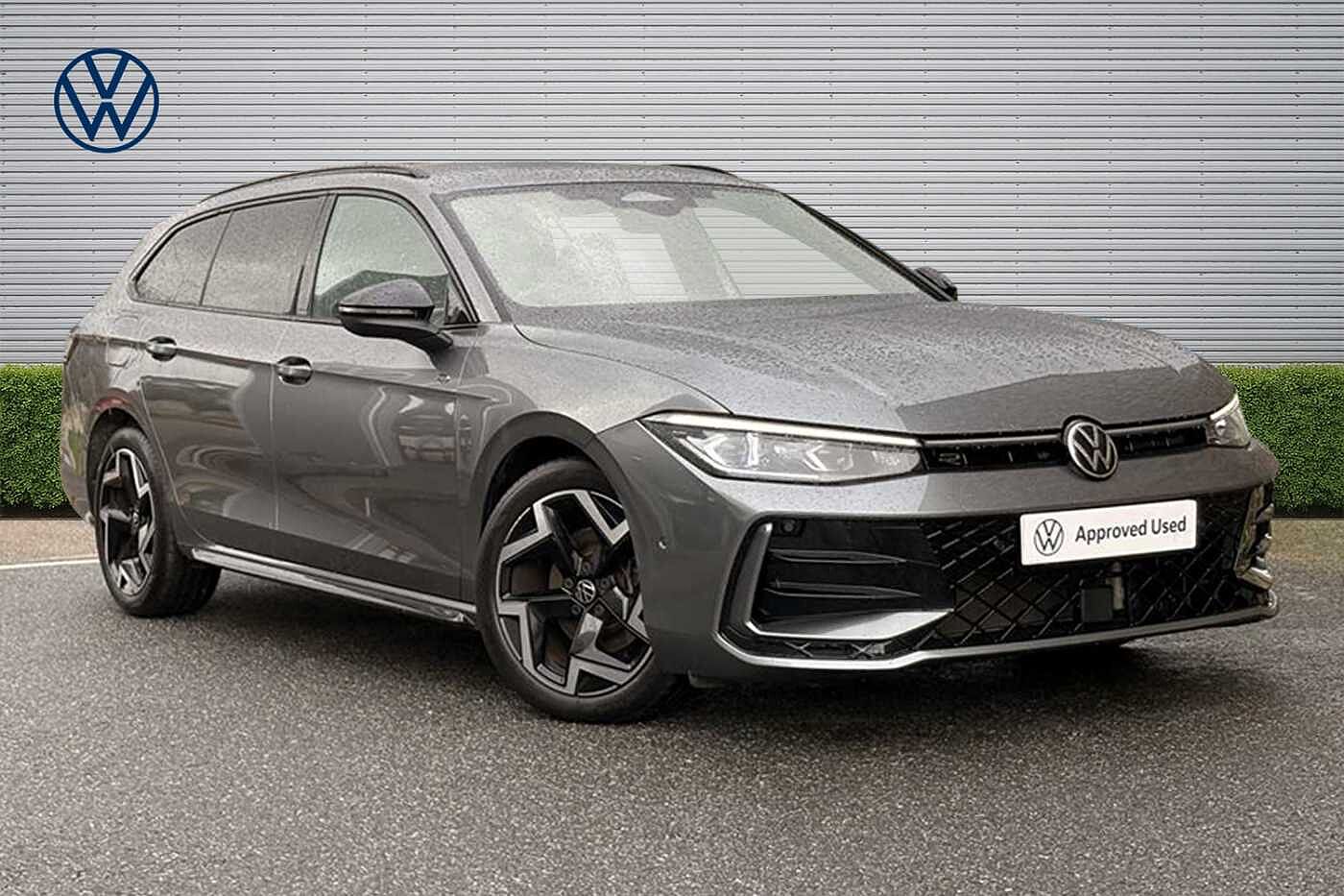 Main listing image - Volkswagen Passat Estate