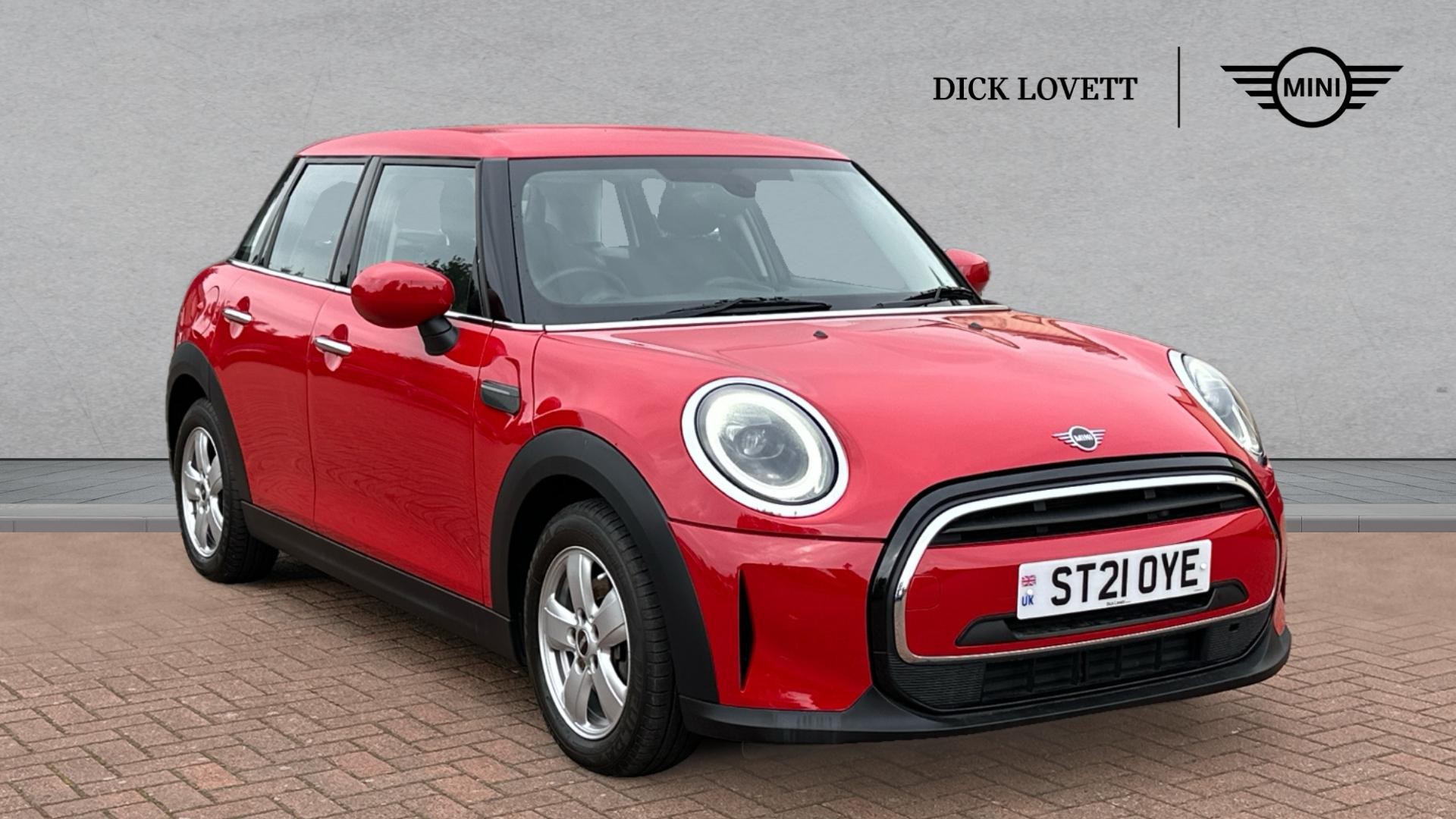 Main listing image - MINI Hatchback 5dr