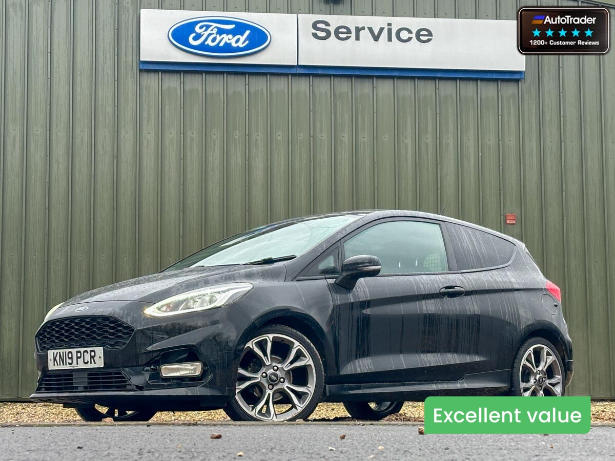 Main listing image - Ford Fiesta Van