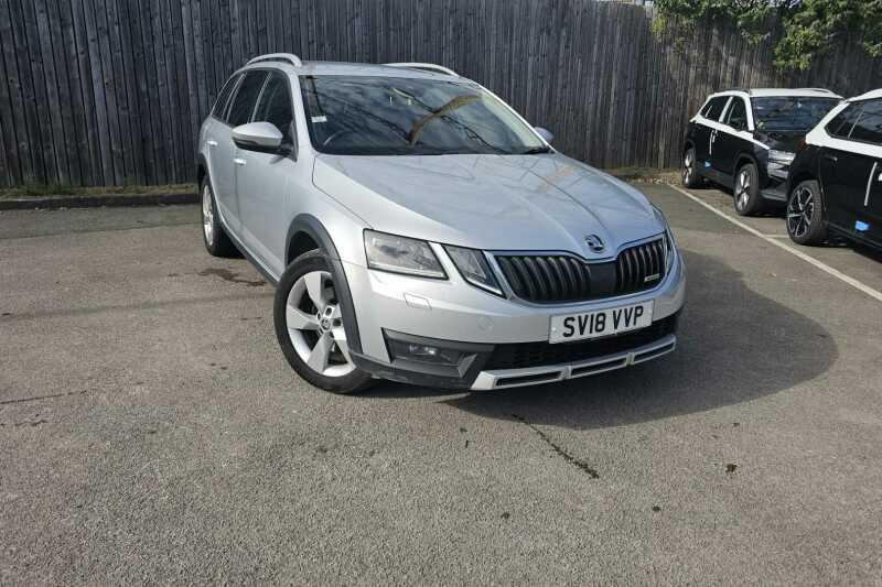 Main listing image - Skoda Octavia Estate