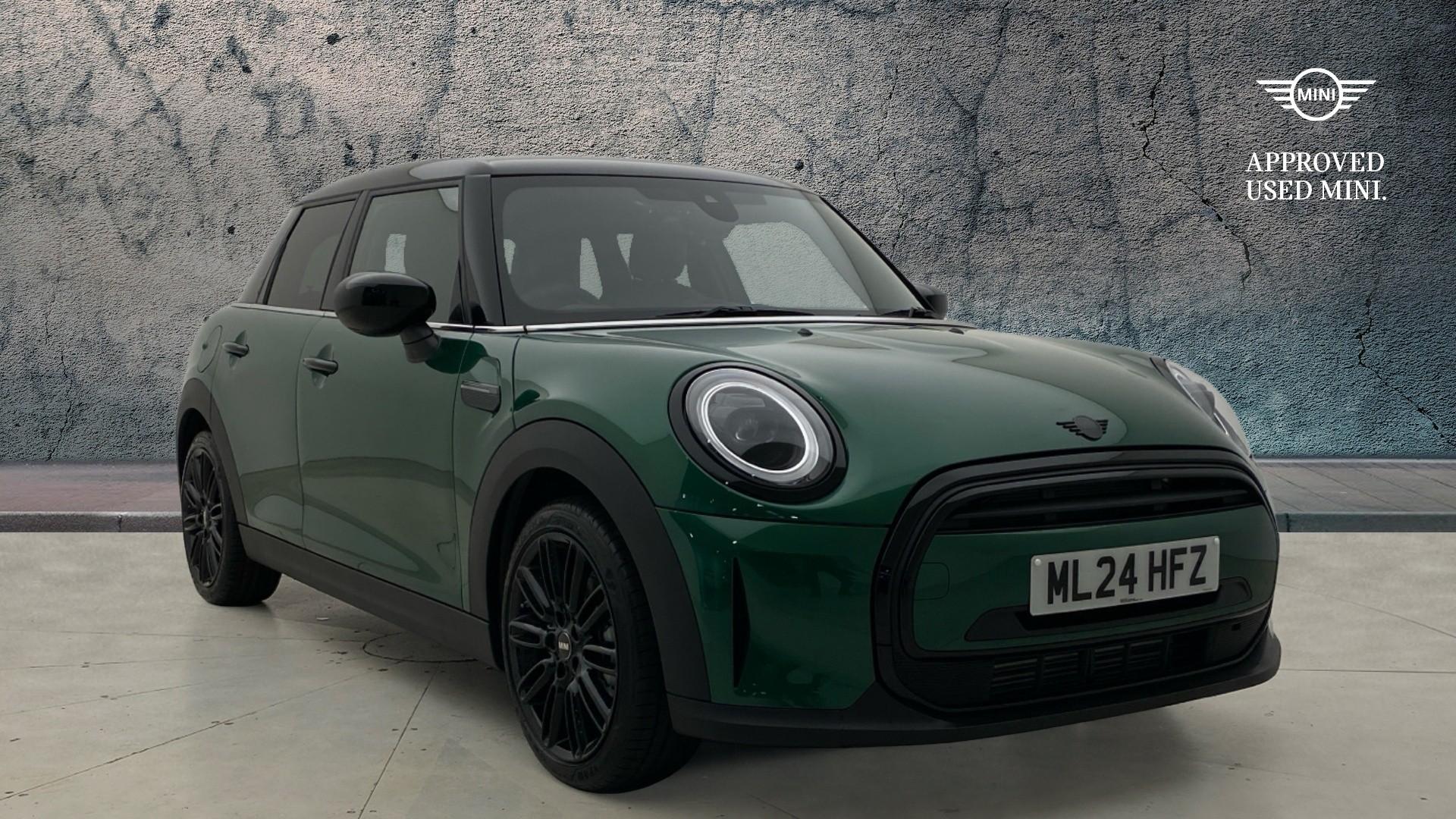 Main listing image - MINI Hatchback 5dr