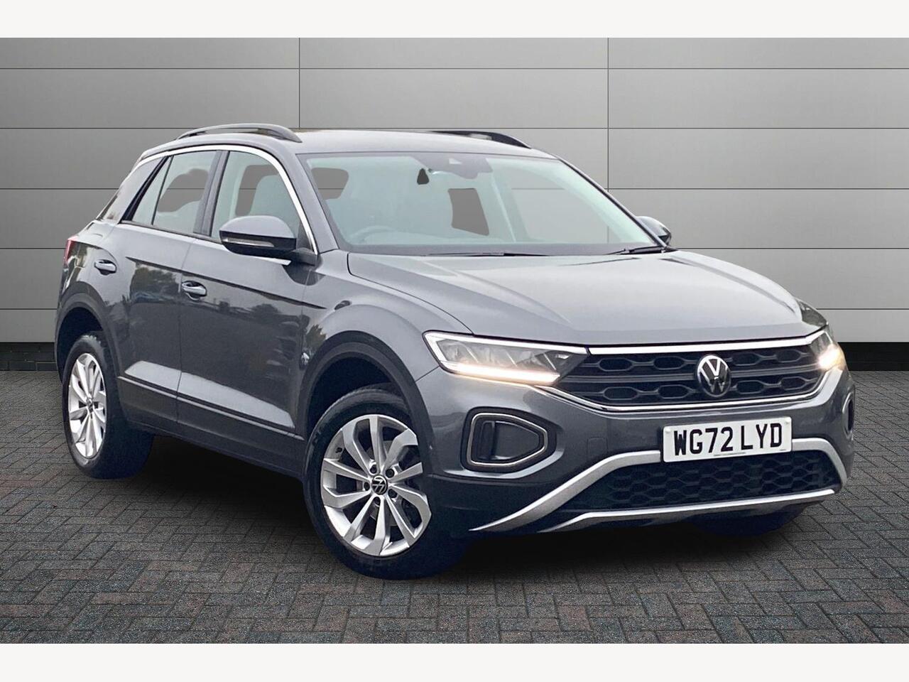 Main listing image - Volkswagen T-Roc