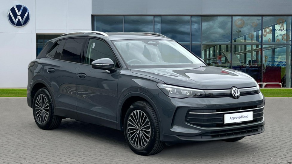 Main listing image - Volkswagen Tiguan
