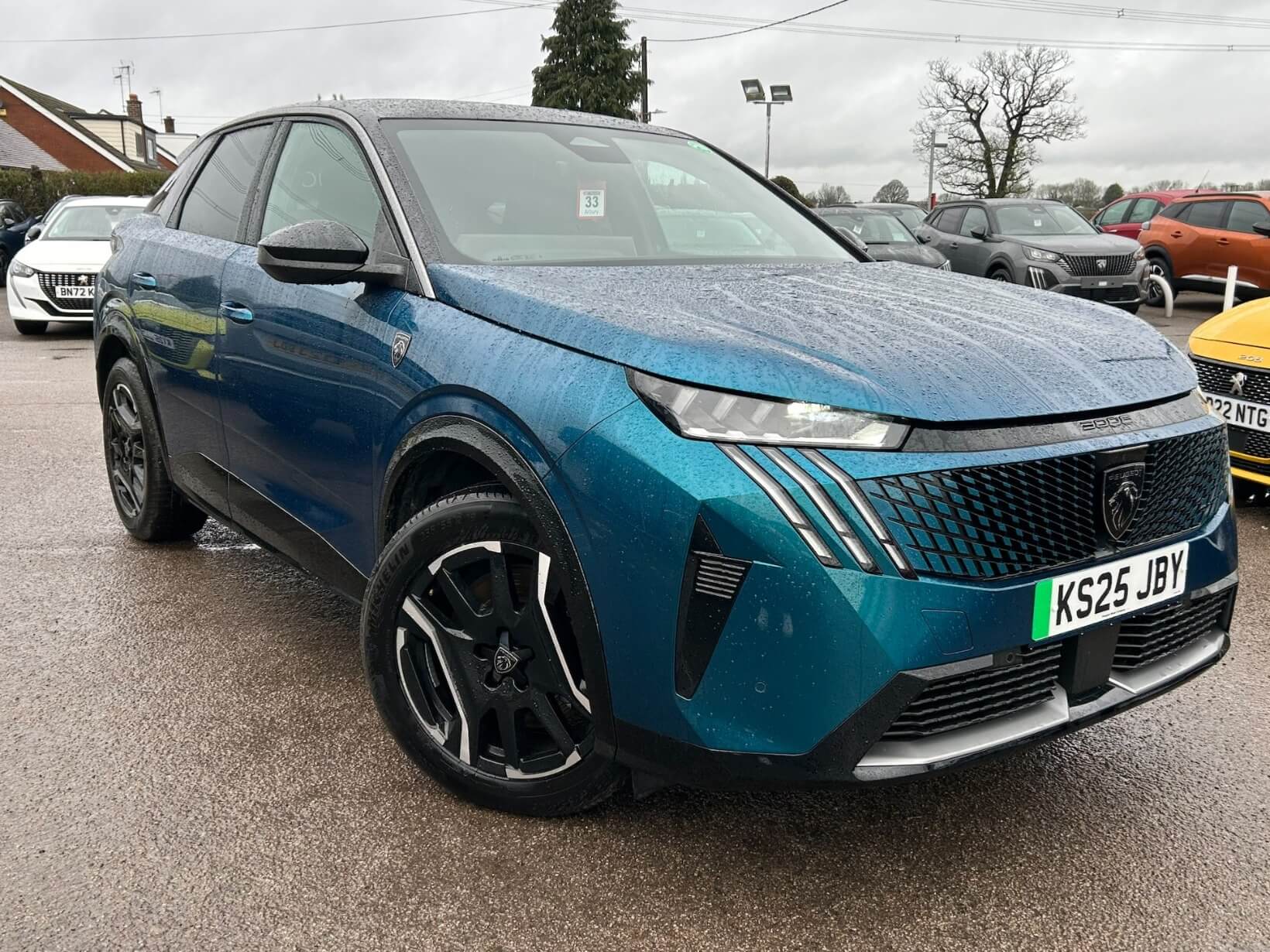 Main listing image - Peugeot 3008