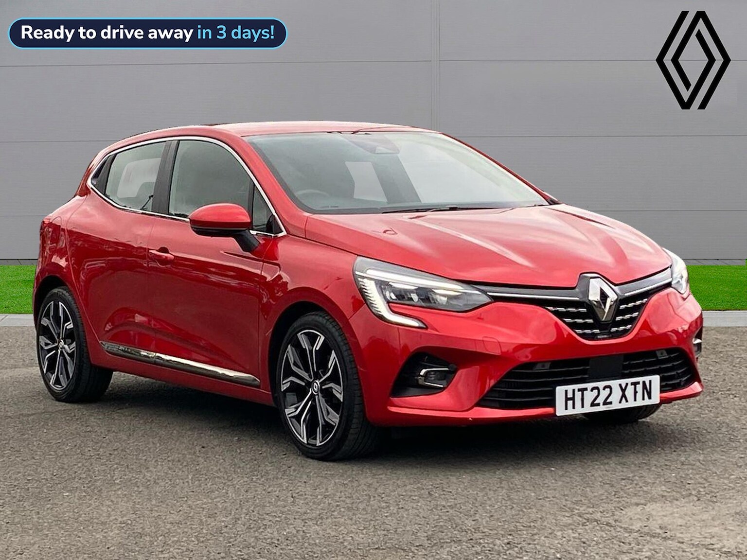 Main listing image - Renault Clio