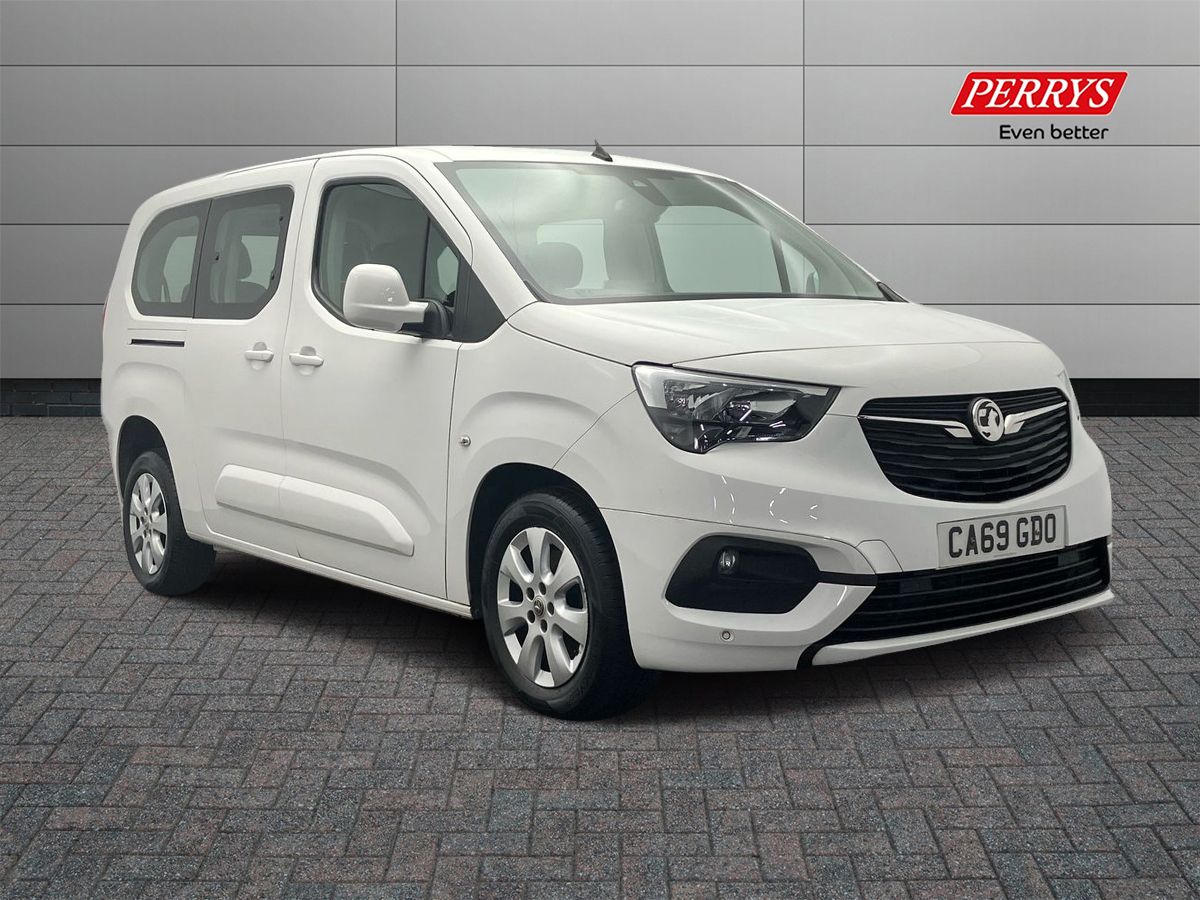 Main listing image - Vauxhall Combo Life