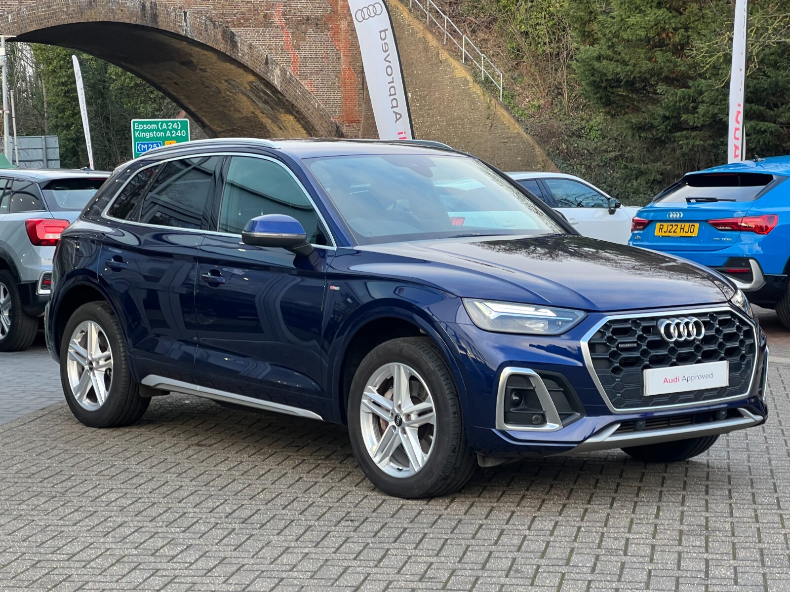 Main listing image - Audi Q5