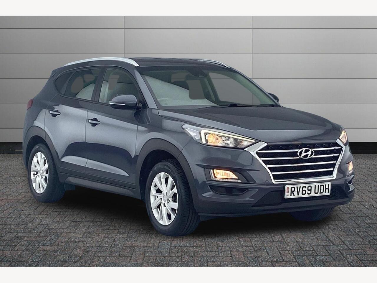 Main listing image - Hyundai Tucson