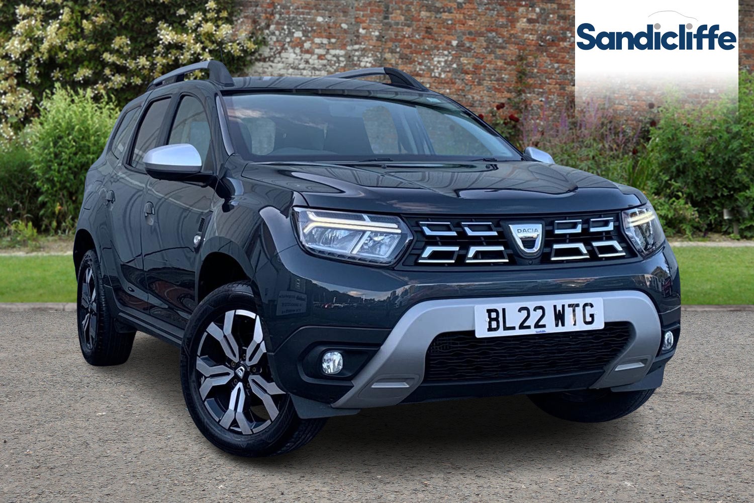 Main listing image - Dacia Duster